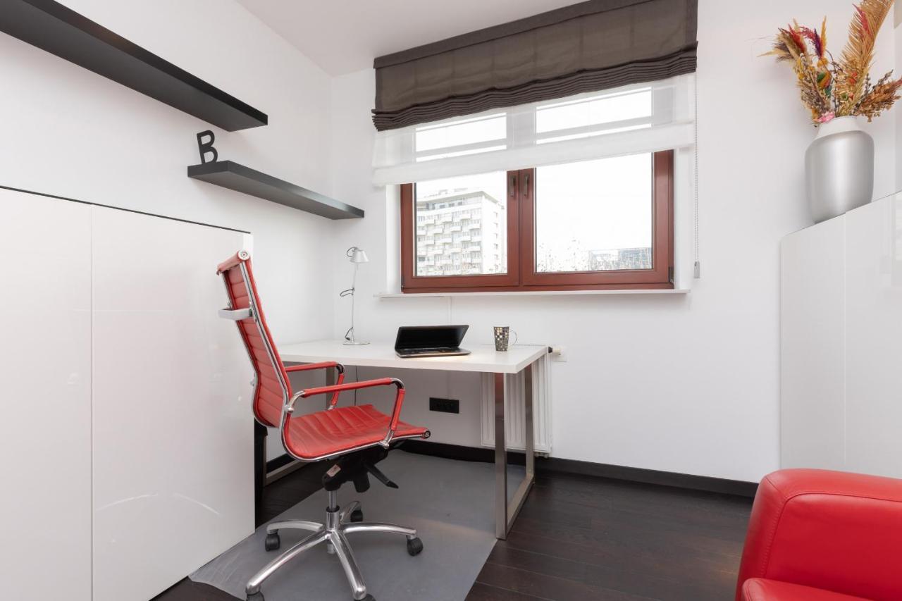 Warsaw Srodmiescie Riverside Three-Bedroom Apartment By Renters Eksteriør billede