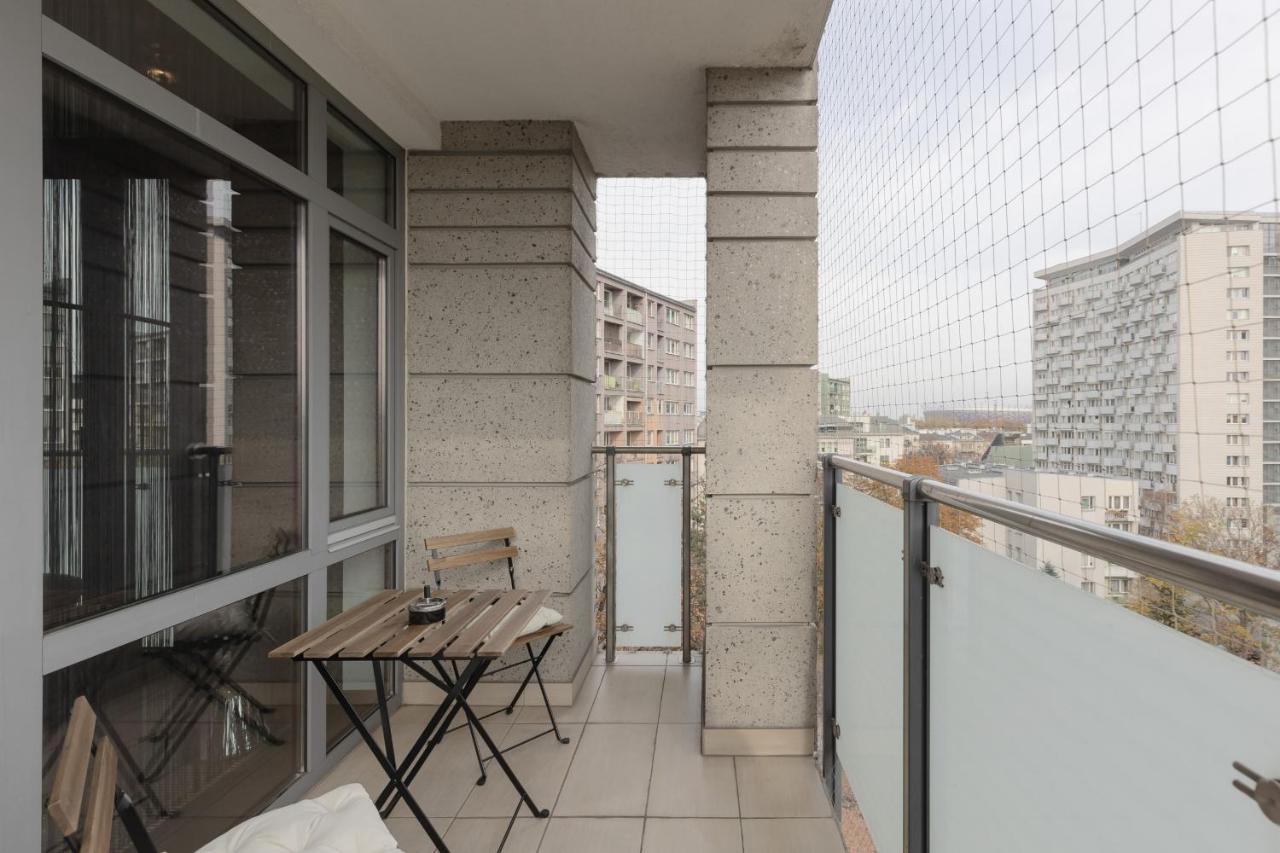 Warsaw Srodmiescie Riverside Three-Bedroom Apartment By Renters Eksteriør billede